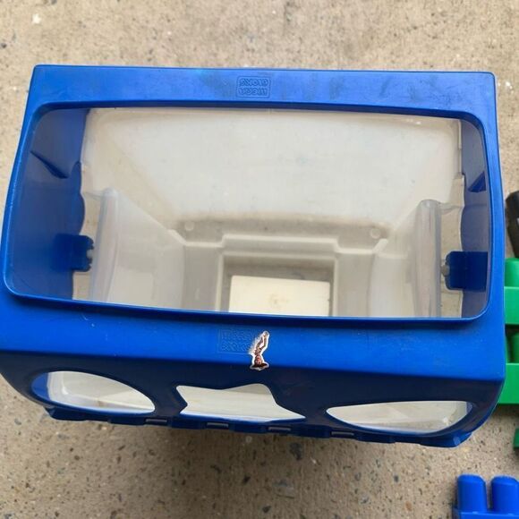 Mega Bloks Puppy Build N Sort Partial Set - Picture 2 of 9